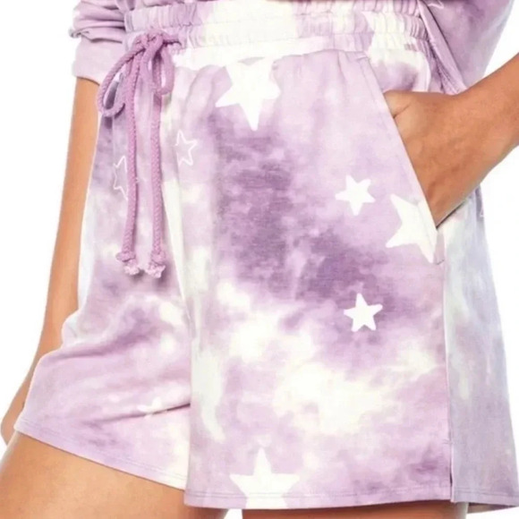 WILDFOX Ladies Sweatshirt & Short Lounge Set Tie Dye Stars XL | MSRP $160 | NWT - Picture 3 of 14